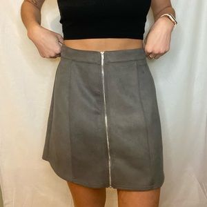 Grey Polyester skirt with middle zipper.